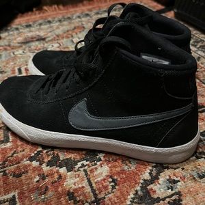 Nike SB Bruin Mid